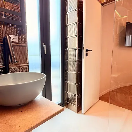 شقة Design - Cozy, Modern And Steps From Piata Romana