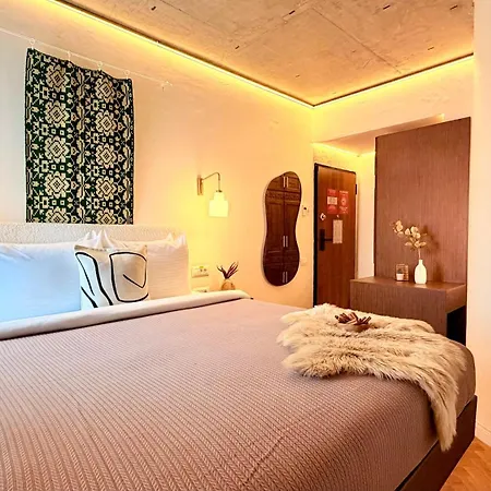 Design - Cozy, Modern And Steps From Piata Romana بوخارست